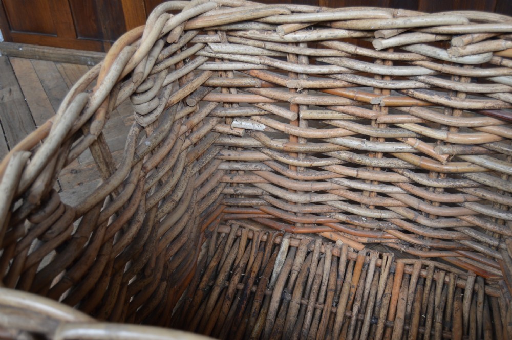 Large Country House Wicker Basket View V