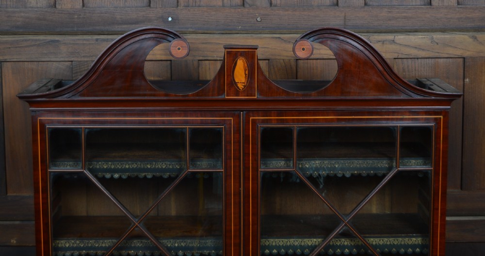 Georgian Mahogany Bookcase View IV