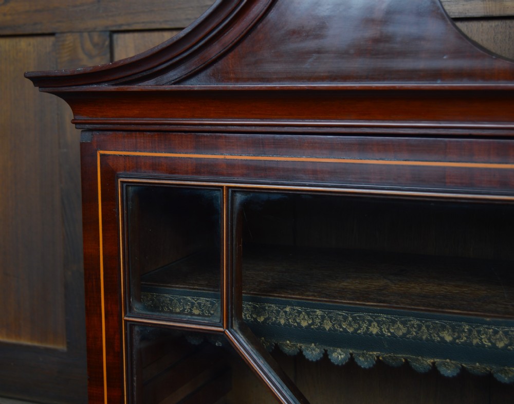 Georgian Mahogany Bookcase View VI