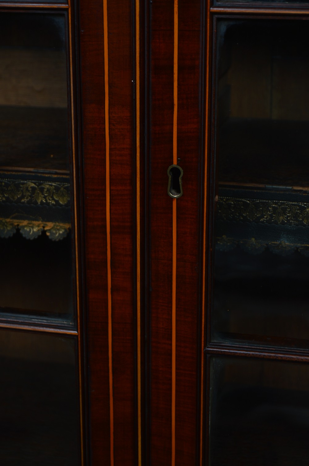 Georgian Mahogany Bookcase View VII