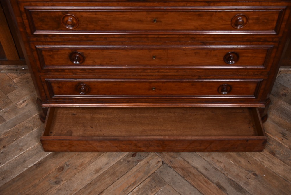 Victorian French Mahogany Chest of Drawers View VIII