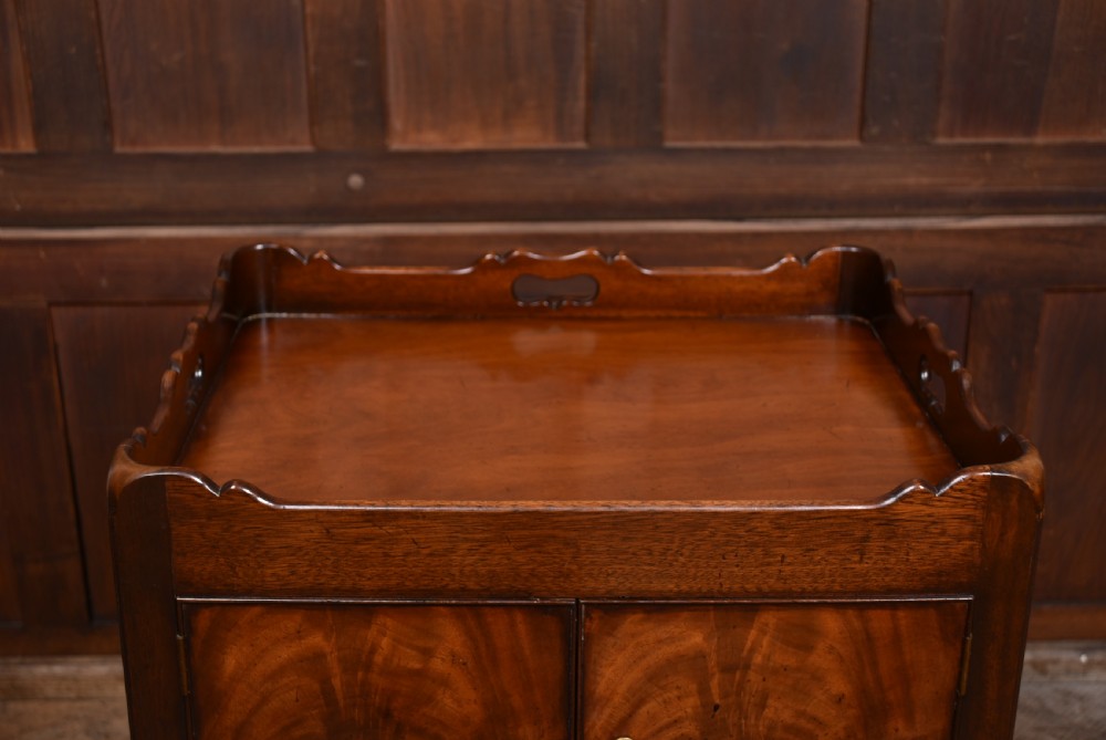 Edwardian Mahogany Bedside Cupboard View VI