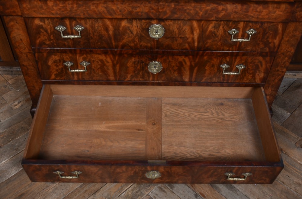 French Mahogany Commode / Chest of Drawers View VII