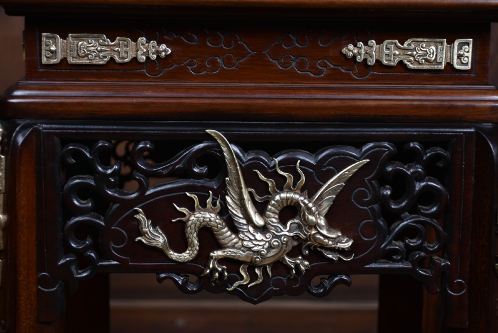 Chinese Marble Top Plant Stand View XIII