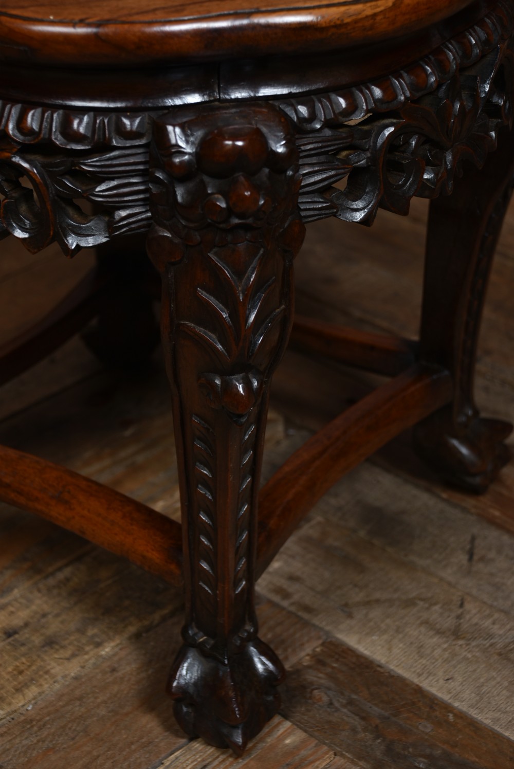 Chinese Marble top Vase Stand View V