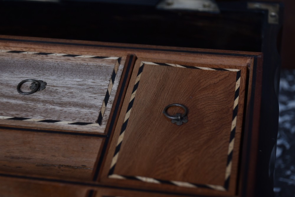 Anglo Ceylonese trinket/ sewing box  View XVIII