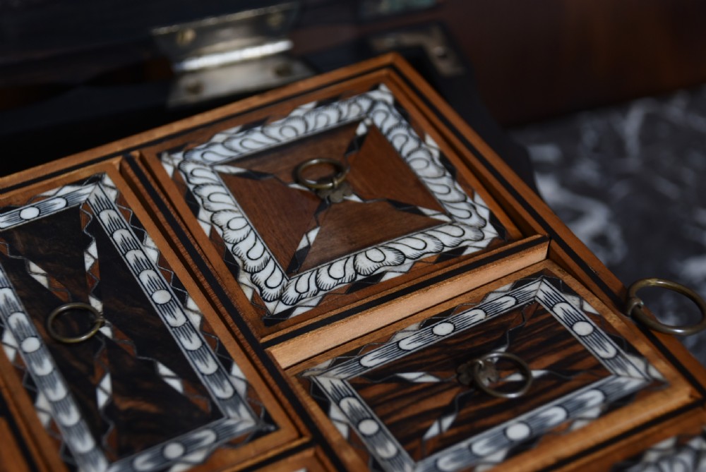 Anglo Ceylonese trinket/ sewing box  View XXI