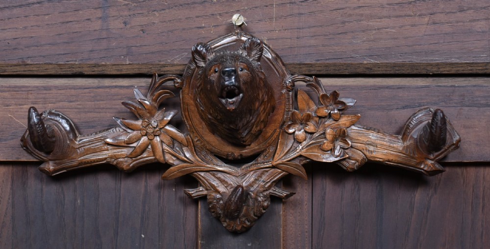Black Forest Bear Hook