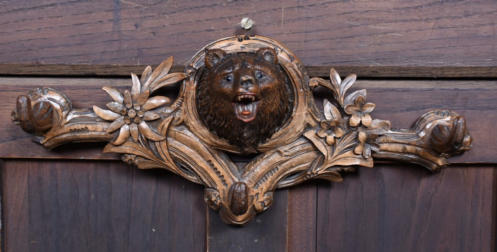 Black Forest Bear Coat Hook