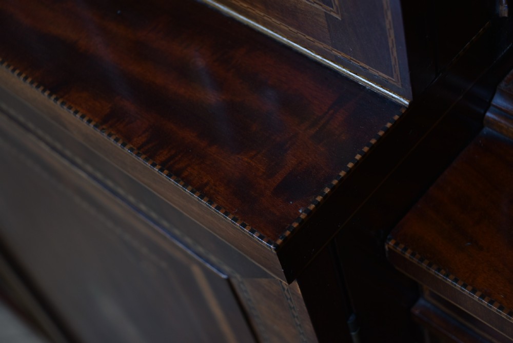 Edwardian Mahogany Breakfront Bookcase View IX