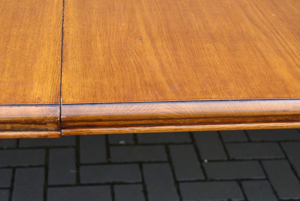 Victorian Wind-out Oak Table View XIII
