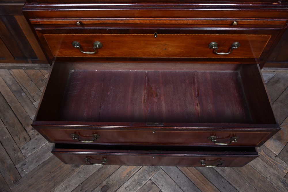 Georgian Mahogany Chest on Chest View V