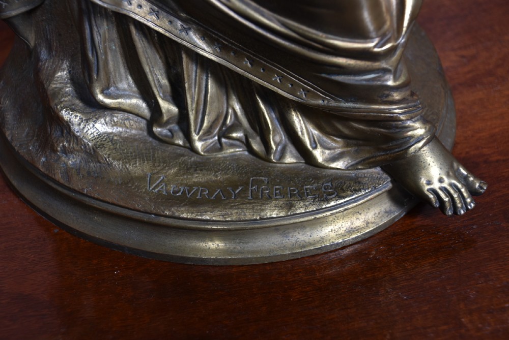 Bulio Bronze Mother and Child View III
