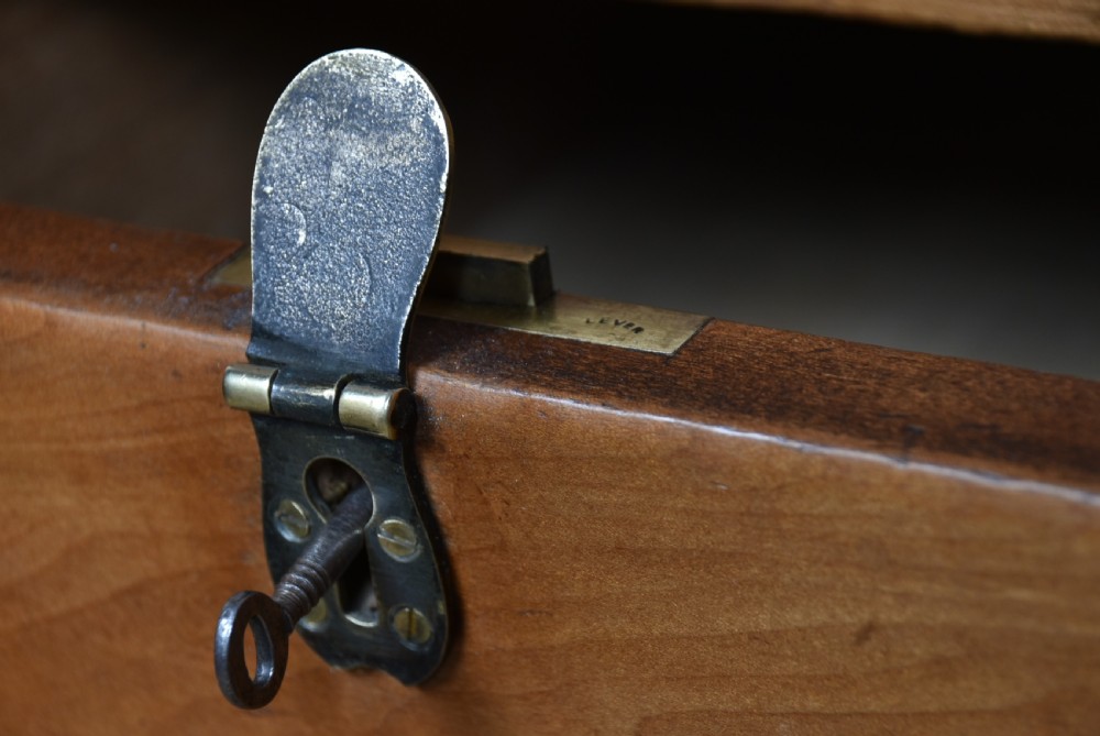 Victorian Pine Chest of Drawers View VII