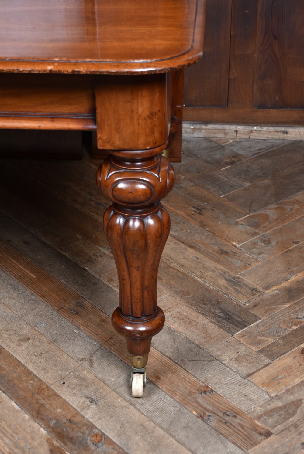 Victorian Mahogany Wind-Out Table View XI
