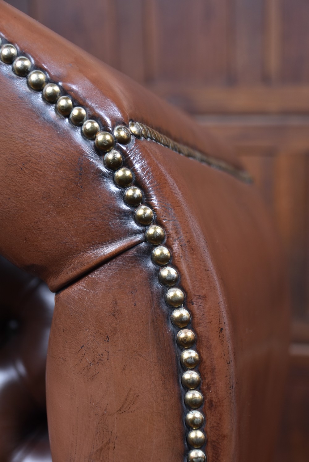 Chesterfield Porter Chair View XI