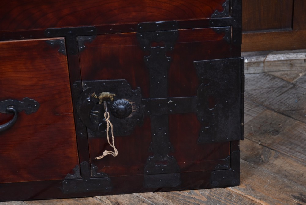 Japanese Lacquered Tansu Chest View V
