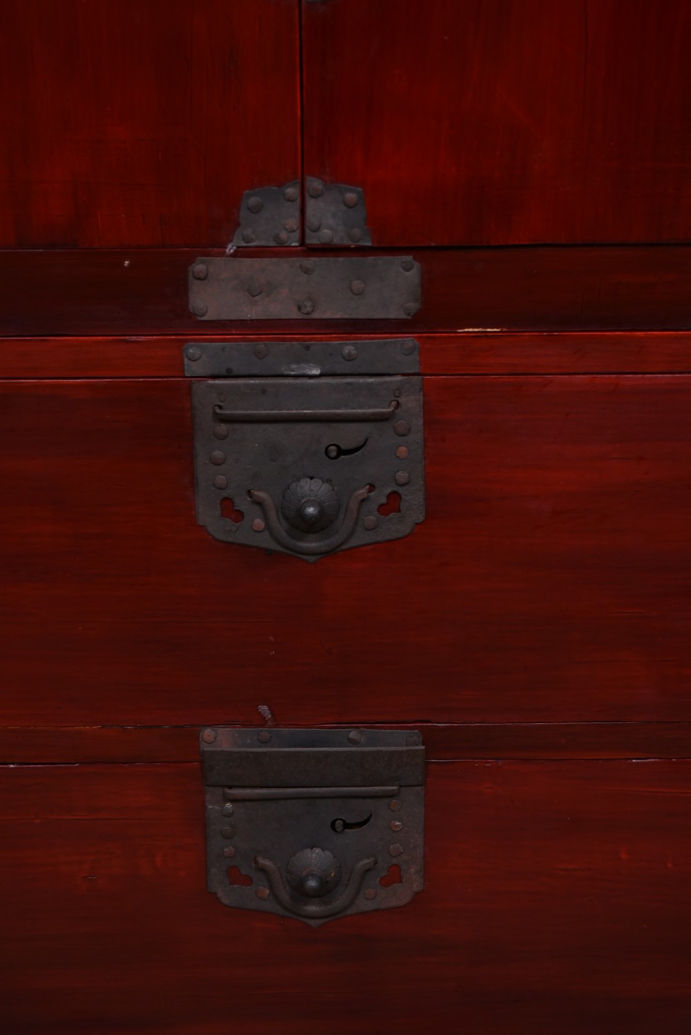Japanese  Keyaki Tansu Chest View V