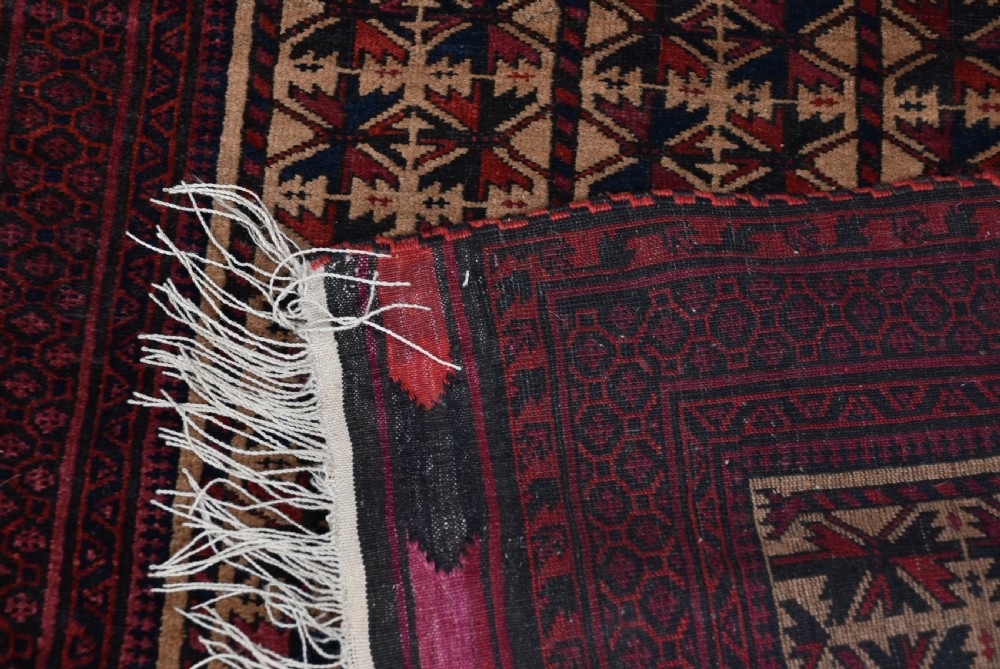Vintage Eastern Hand-Woven Rug View X