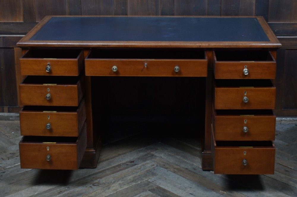 Edwardian Mahogany Knee Hole Desk View V