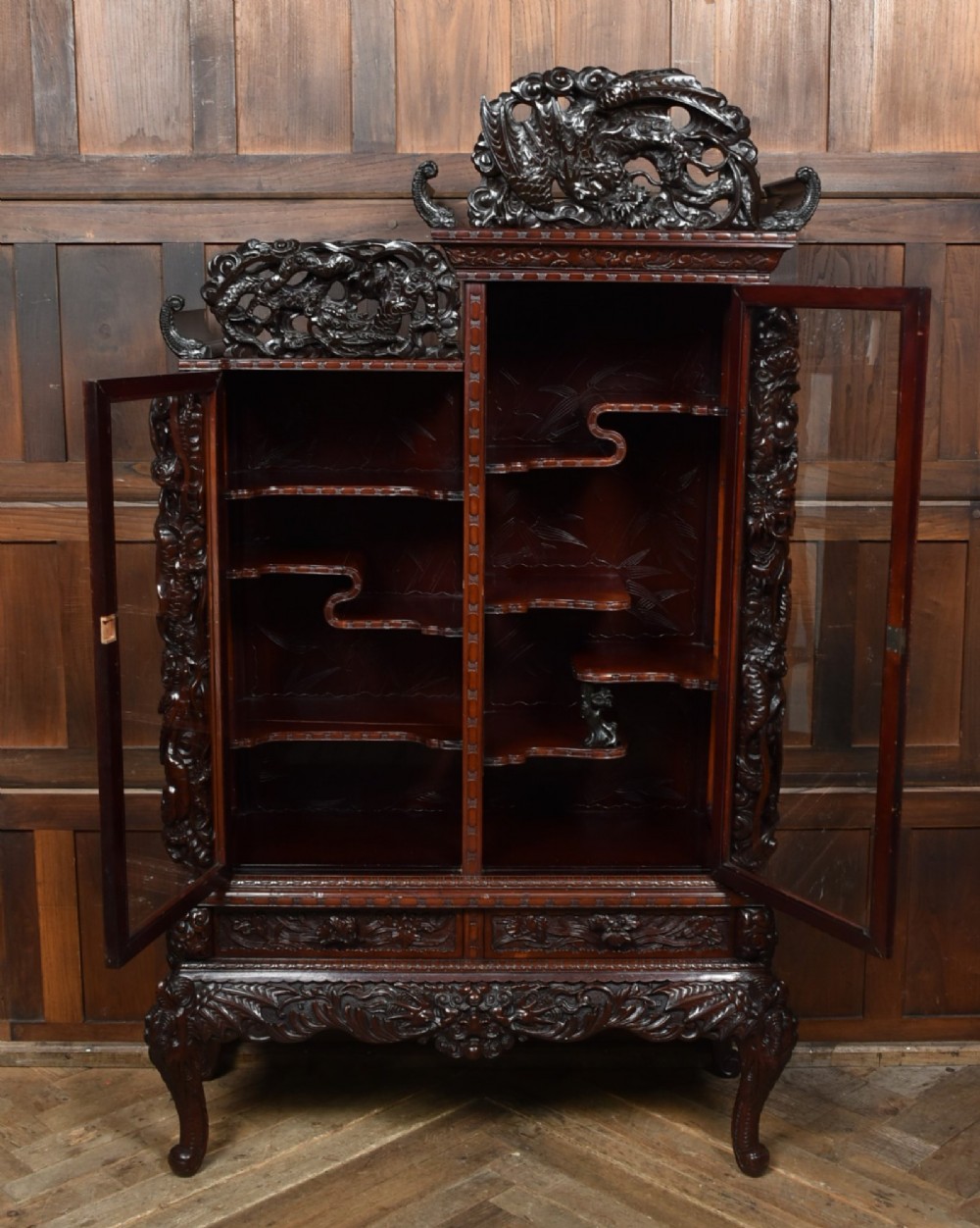 Japanese Display Cabinet View X