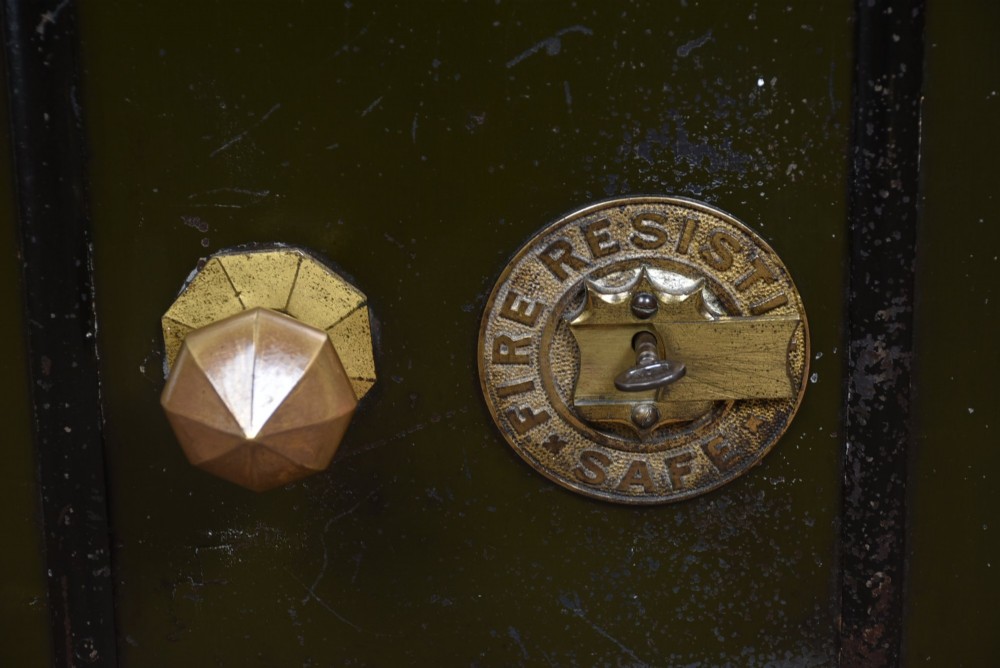 Edwardian Safe View III