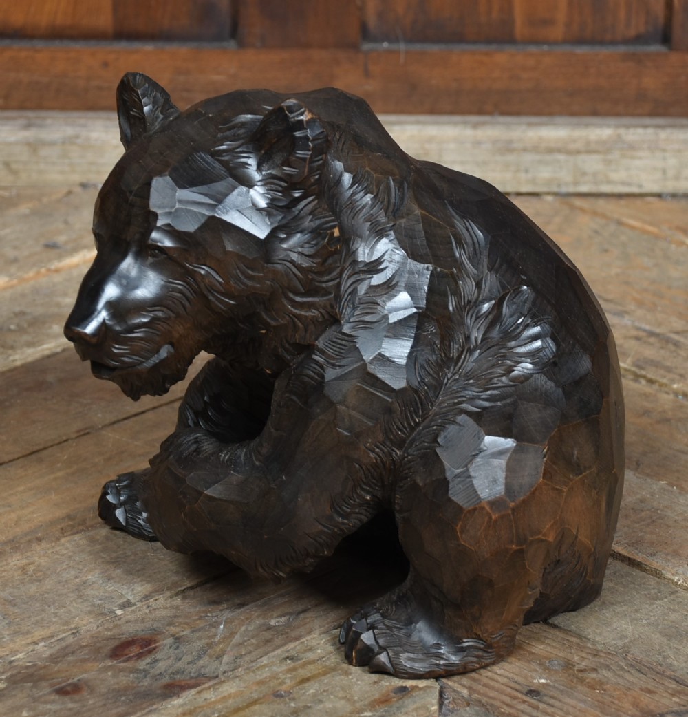 Japanese Carved Bear (Kibori Kuma) View VII