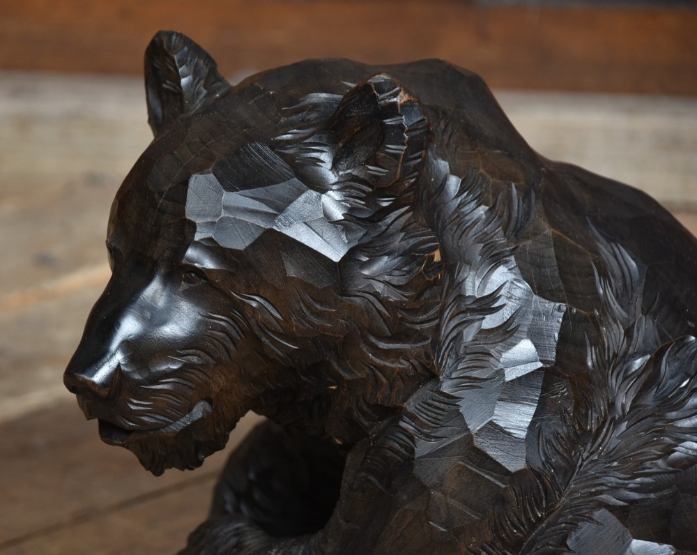 Japanese Carved Bear (Kibori Kuma) View VIII