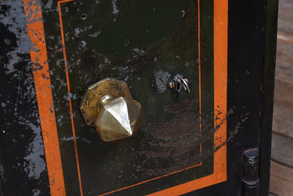 Samuel Withers & Co. Ltd Safe View II