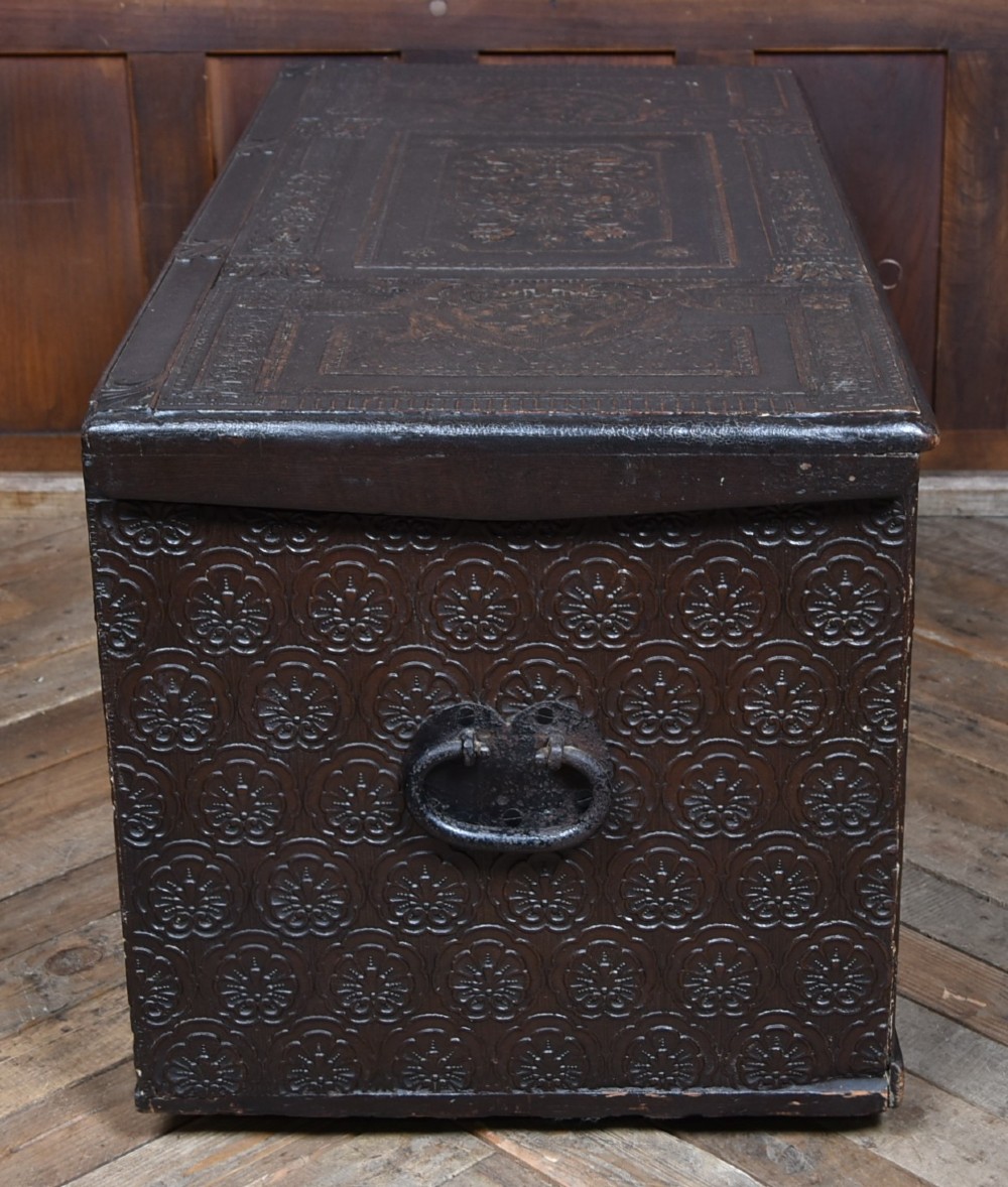 Victorian Pine Kist / Blanket Box View VIII