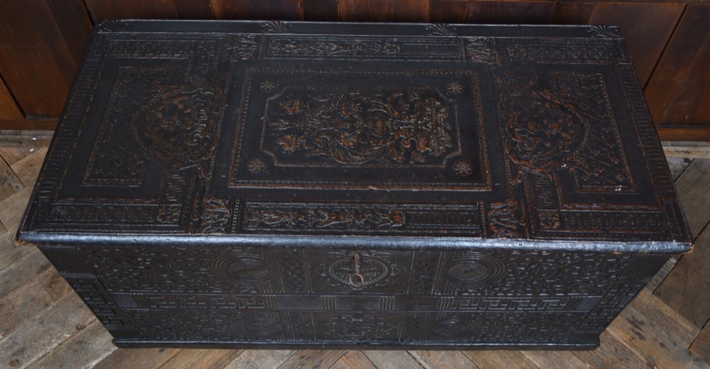 Victorian Pine Kist / Blanket Box View XI