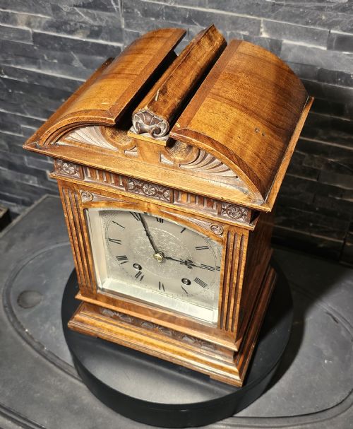 A DIMINUTIVE BURR WALNUT BRACKET CLOCK BY LENZKIRCH C1895 - ADDITIONAL PHOTO 7