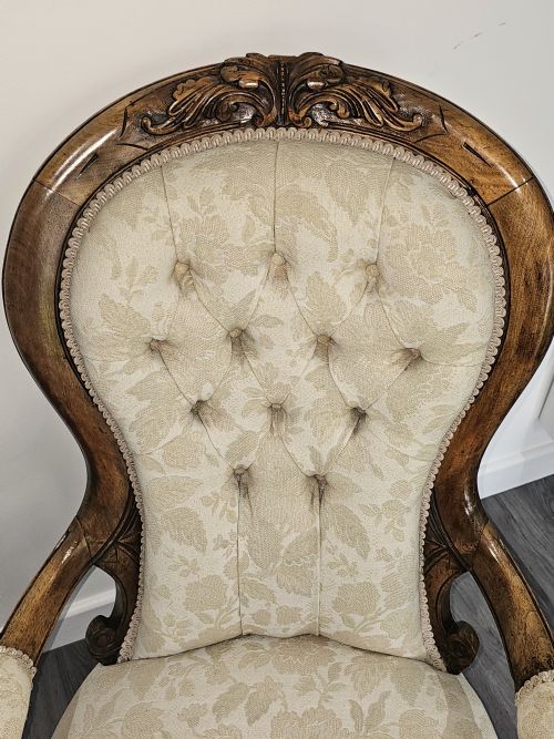 A FINE VICTORIAN WALNUT OPEN ARM CHAIR C1880 - ADDITIONAL PHOTO 3