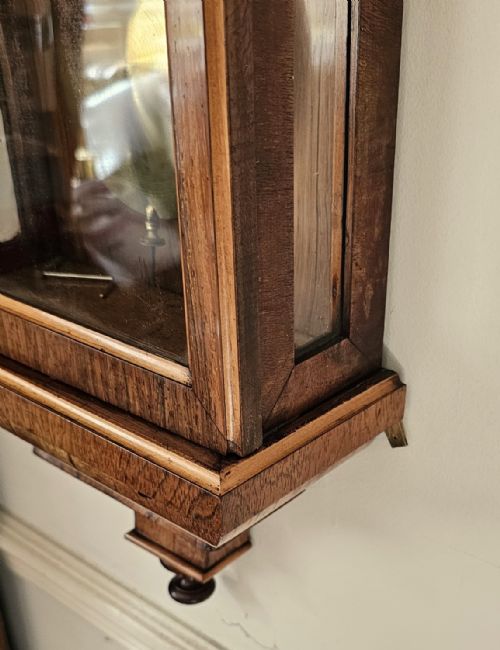 AN ELEGANT ROSEWOOD SINGLE WEIGHT VIENNA REGULATOR C1880 - ADDITIONAL PHOTO 3
