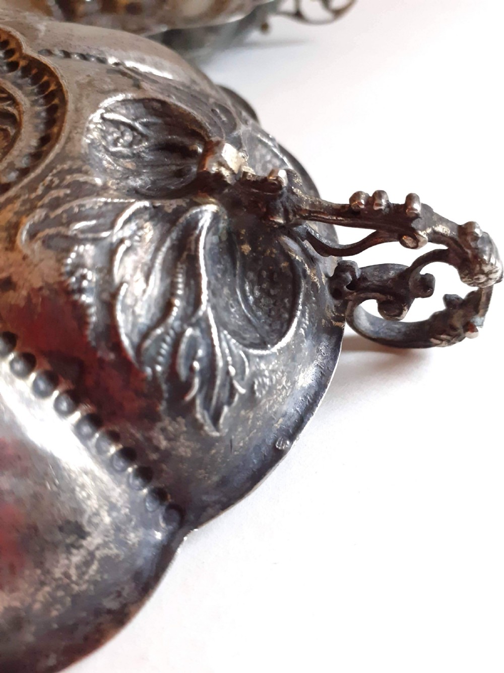 Antique Arts and Craft period pair of repoussé Silver Bowls with handles for nuts and nibbles Continental Silver View VI