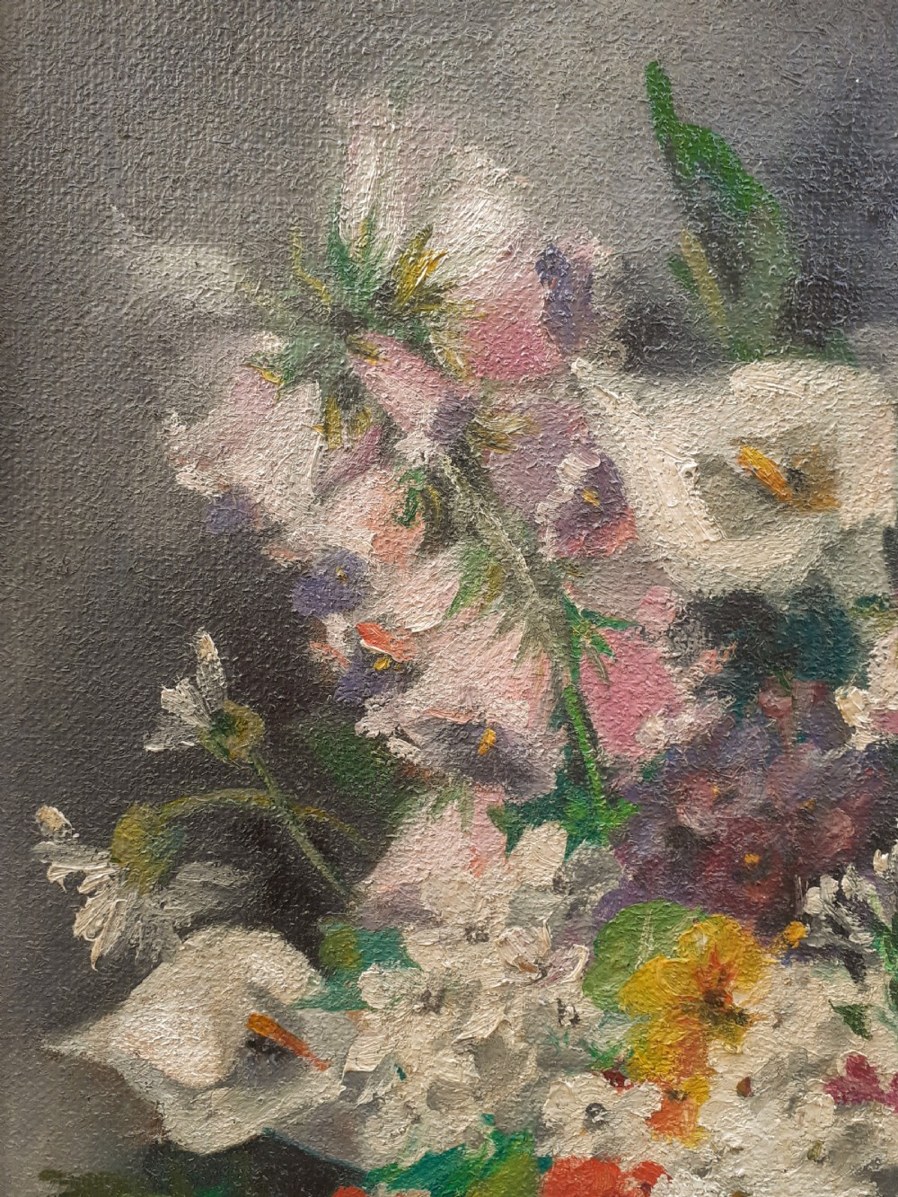 Post-war bouquet: large exuberant colourful floral still life, antique French oil on canvas View IV