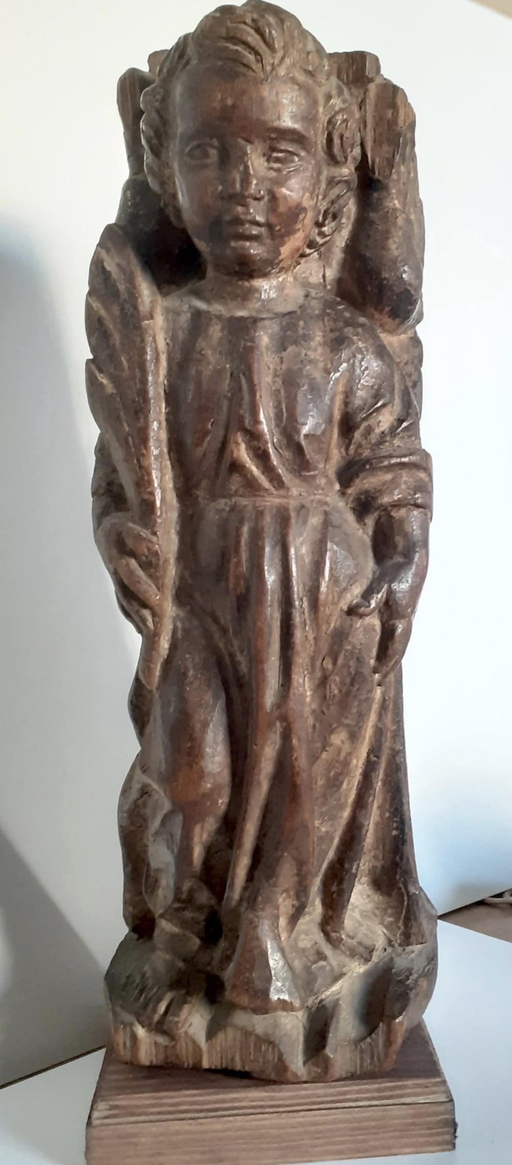 Early 17th Century sculpture of an Angel, antique Baroque carving Renaissance wood