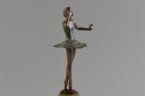 art deco bronze figure by josef lorenzl le baiser - CATEGORY: ANTIQUE SCULPTURES - DATED 1930
