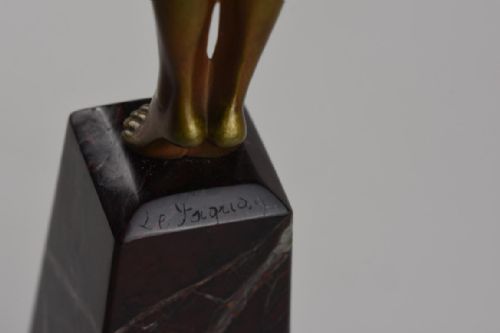 MESSENGER OF LOVE ICONIC ART DECO BRONZE FIGURE BY PIERRE LE FAGUAYS - ADDITIONAL PHOTO 7