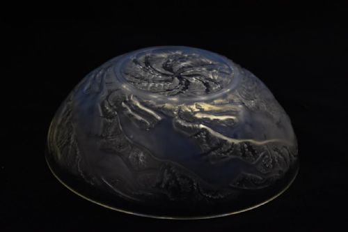 RENE LALIQUE OPALESCENT GLASS CHIENS NO1 BOWL - ADDITIONAL PHOTO 2