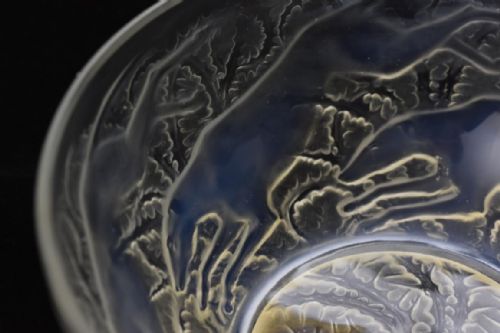 RENE LALIQUE OPALESCENT GLASS CHIENS NO1 BOWL - ADDITIONAL PHOTO 3