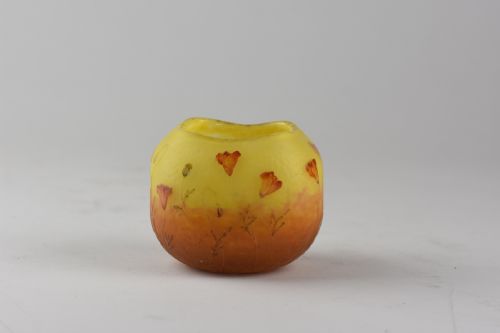 daum poppies vase - CATEGORY: ANTIQUE GLASS - DATED 1900