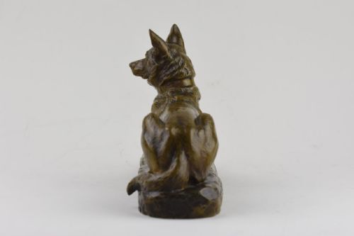 BRONZE FIGURE OF A GERMAN SHEPHERD DOG BY LOUIS RICHE - ADDITIONAL PHOTO 3
