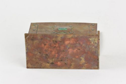 ENGLISH ARTS AND CRAFTS COPPER BOX WITH RECTANGULAR RUSKIN CABOCHONS - ADDITIONAL PHOTO 6