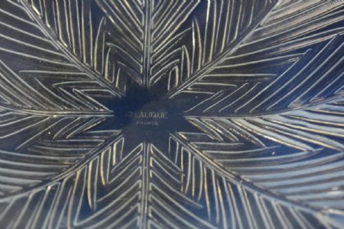 RENE LALIQUE OPALESCENT OEILLETS COUPE OUVERTE - ADDITIONAL PHOTO 3