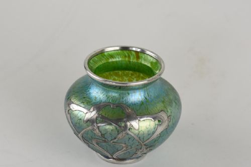 ART NOUVEAU LOETZ PAPILLON VASE WITH SILVER OVERLAY - ADDITIONAL PHOTO 4