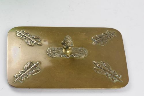 VICTOR SAGLIER ENAMELLED GREEN GLASS BOX WITH LID - ADDITIONAL PHOTO 5