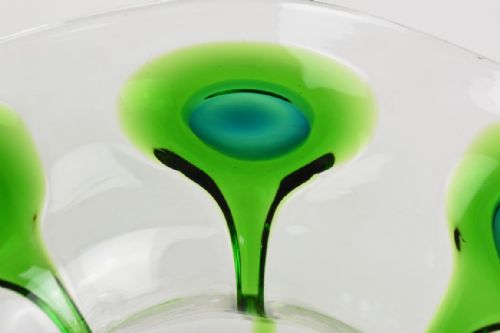 AN ART NOUVEAU 2 COLOUR PEACOCK TRAIL VASE - ADDITIONAL PHOTO 6