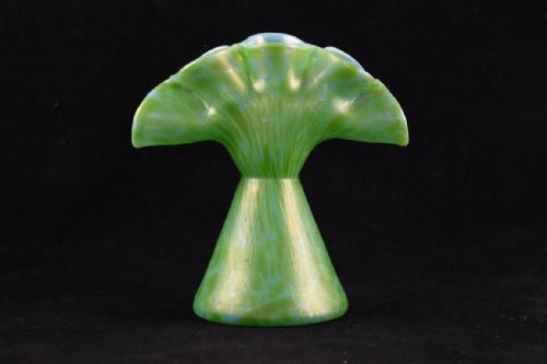 ART NOUVEAU LOETZ TULIP OR FLOWER VASE - ADDITIONAL PHOTO 1