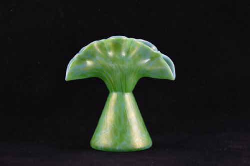 ART NOUVEAU LOETZ TULIP OR FLOWER VASE - ADDITIONAL PHOTO 4